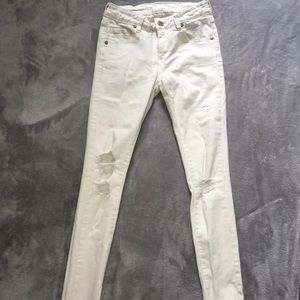 White ripped skinny jeans